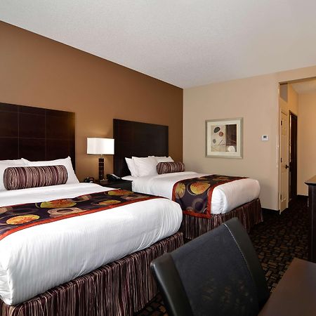 Best Western Plover-Stevens Point Hotel & Conference Center Room photo